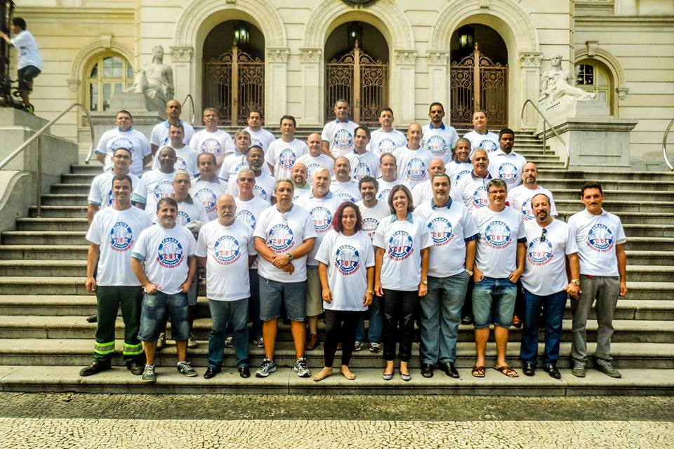 Imagem de Santos: Portuários vão às urnas 